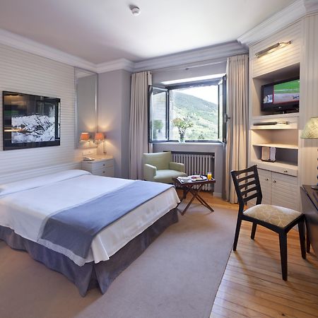 Parador De Vielha Bagian luar foto
