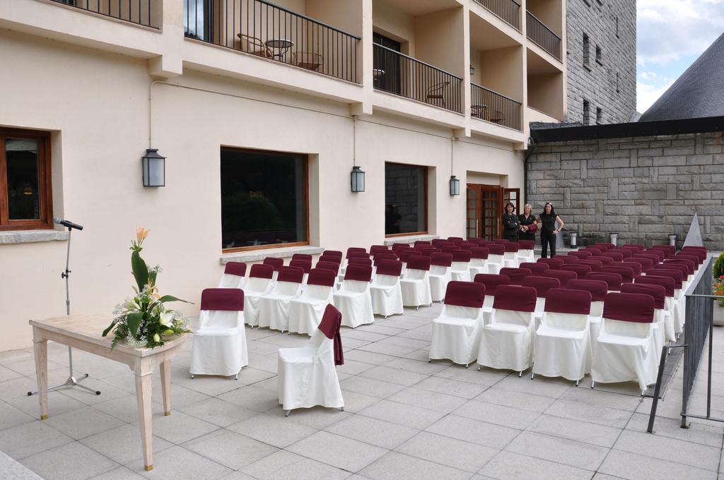 Parador De Vielha Bagian luar foto